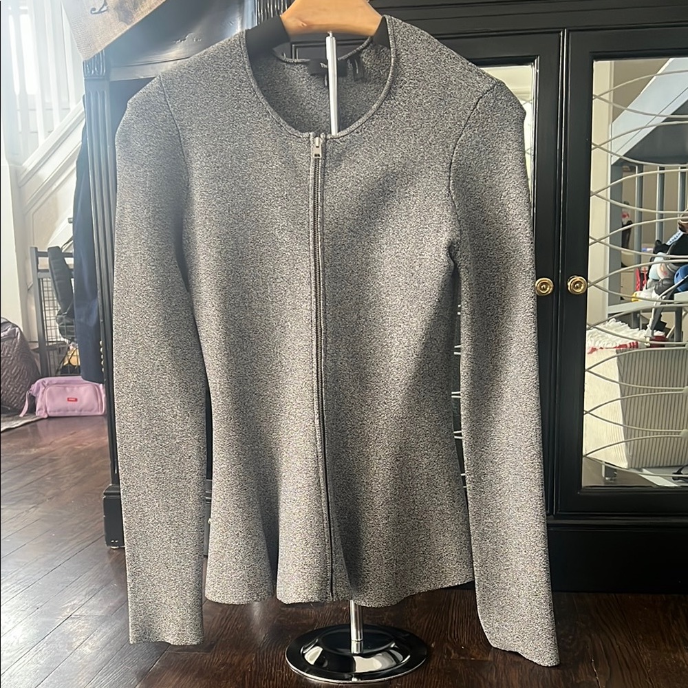 Theory Gray Blazer with High Collar and Fitted Sleeves